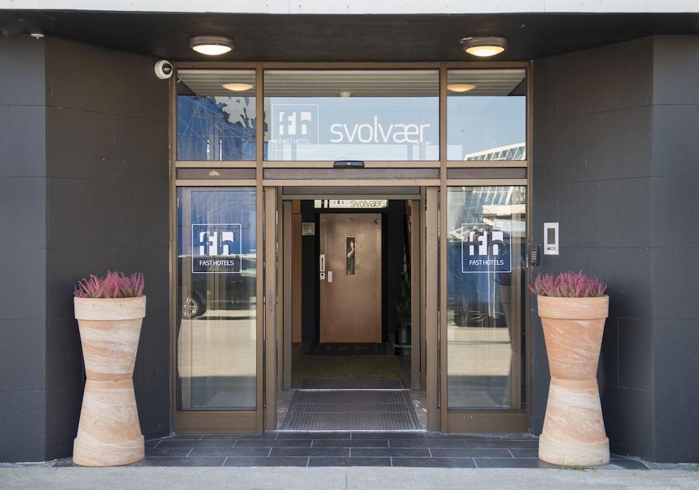 Hotel Aurora Svolvær Eksteriør billede