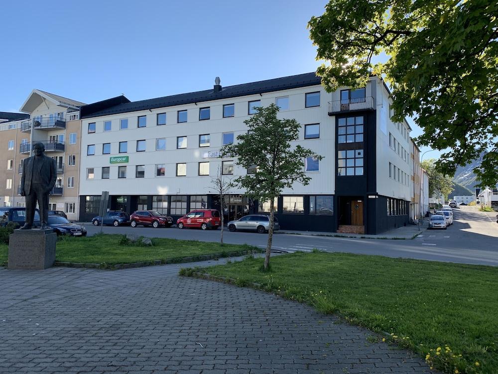 Hotel Aurora Svolvær Eksteriør billede